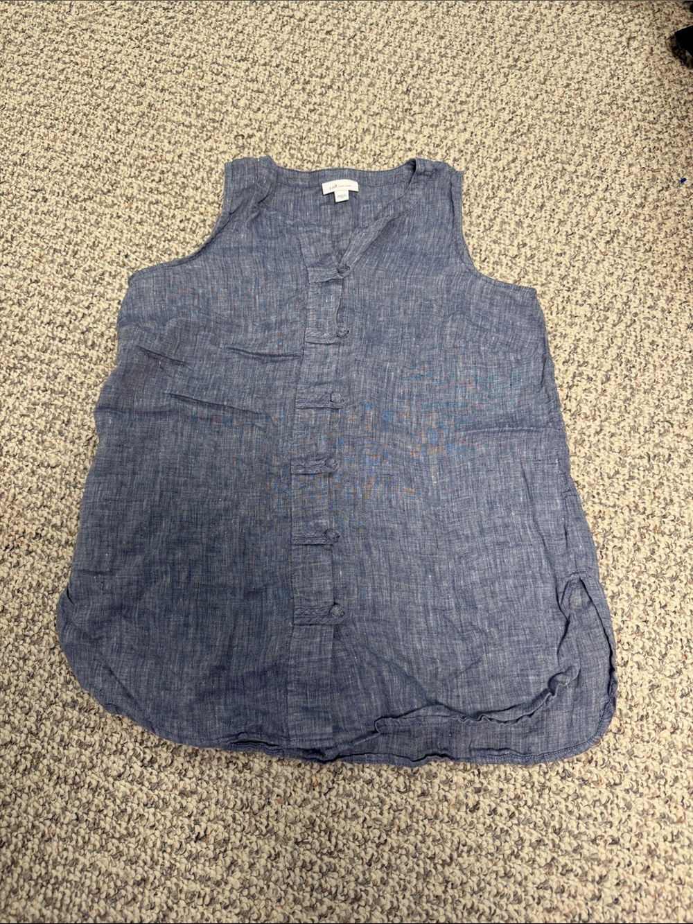 J. Jill Blue Sleeveless Button-Front Chambray Top